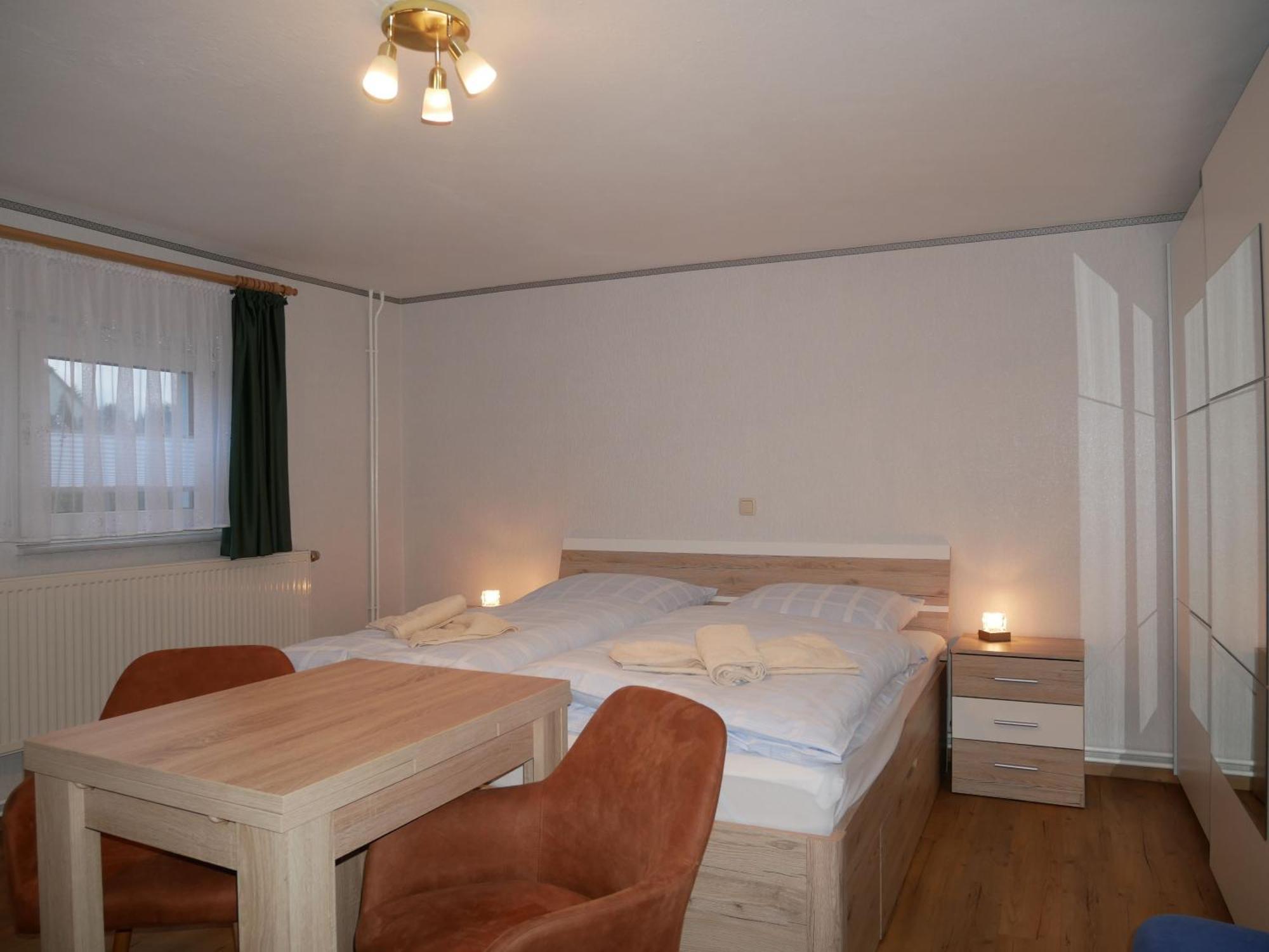 2 Ferienzimmer Inkl Fr & 1 Bungalow, Wlan, Garten, Grill Zinnowitz Exterior photo