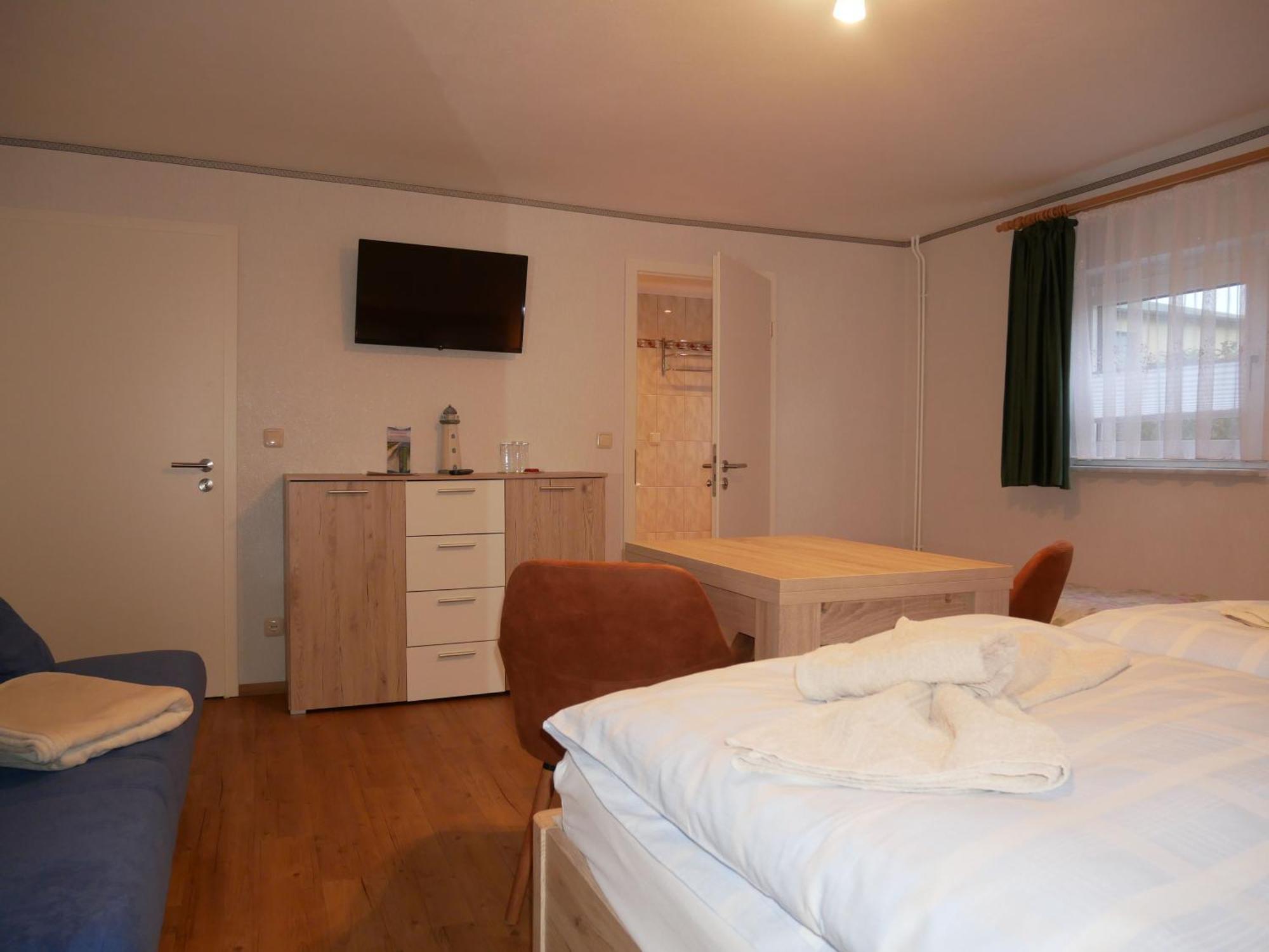 2 Ferienzimmer Inkl Fr & 1 Bungalow, Wlan, Garten, Grill Zinnowitz Exterior photo