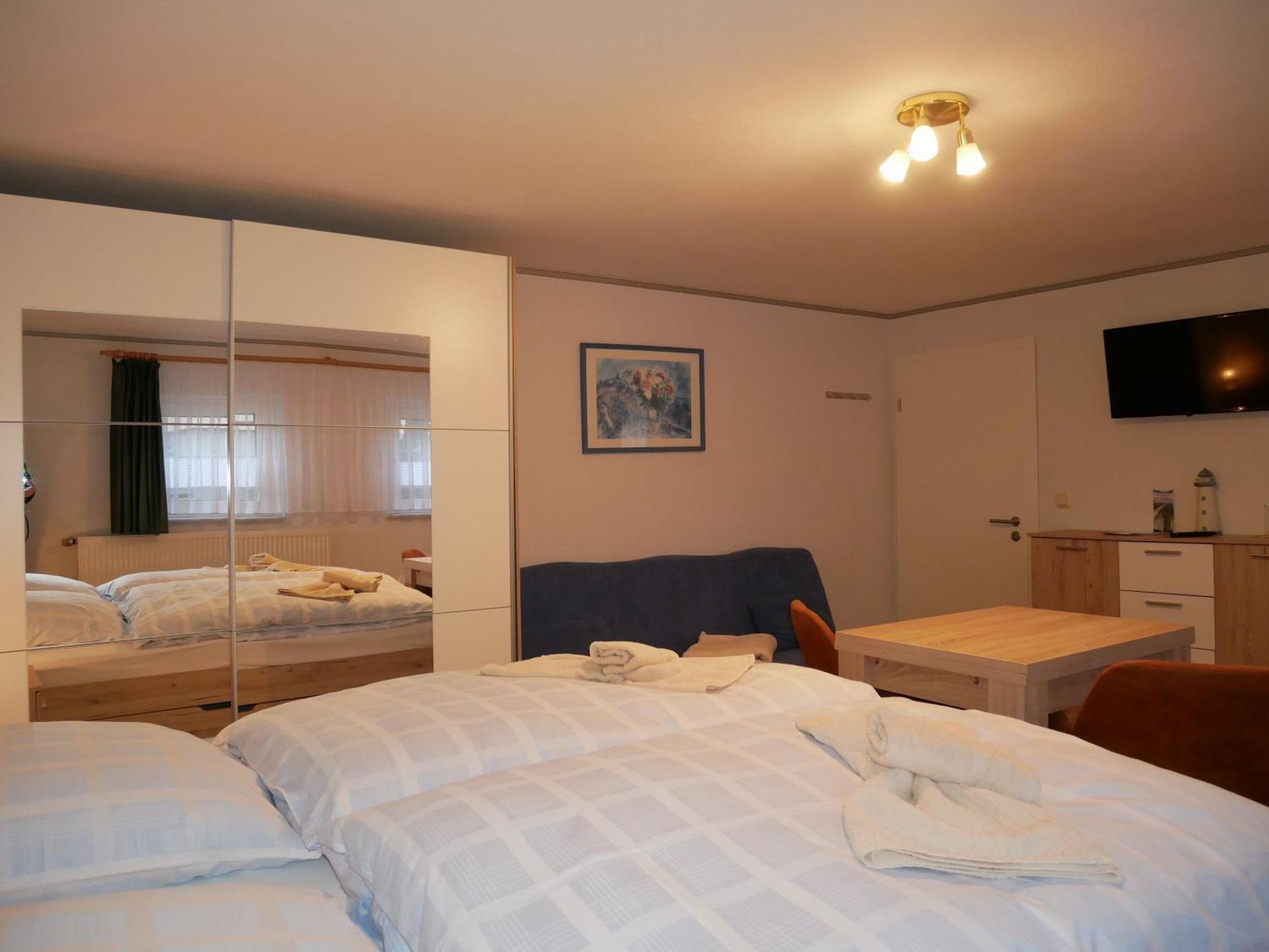 2 Ferienzimmer Inkl Fr & 1 Bungalow, Wlan, Garten, Grill Zinnowitz Exterior photo
